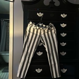 Chip & pepper size 32 black and white striped jeans